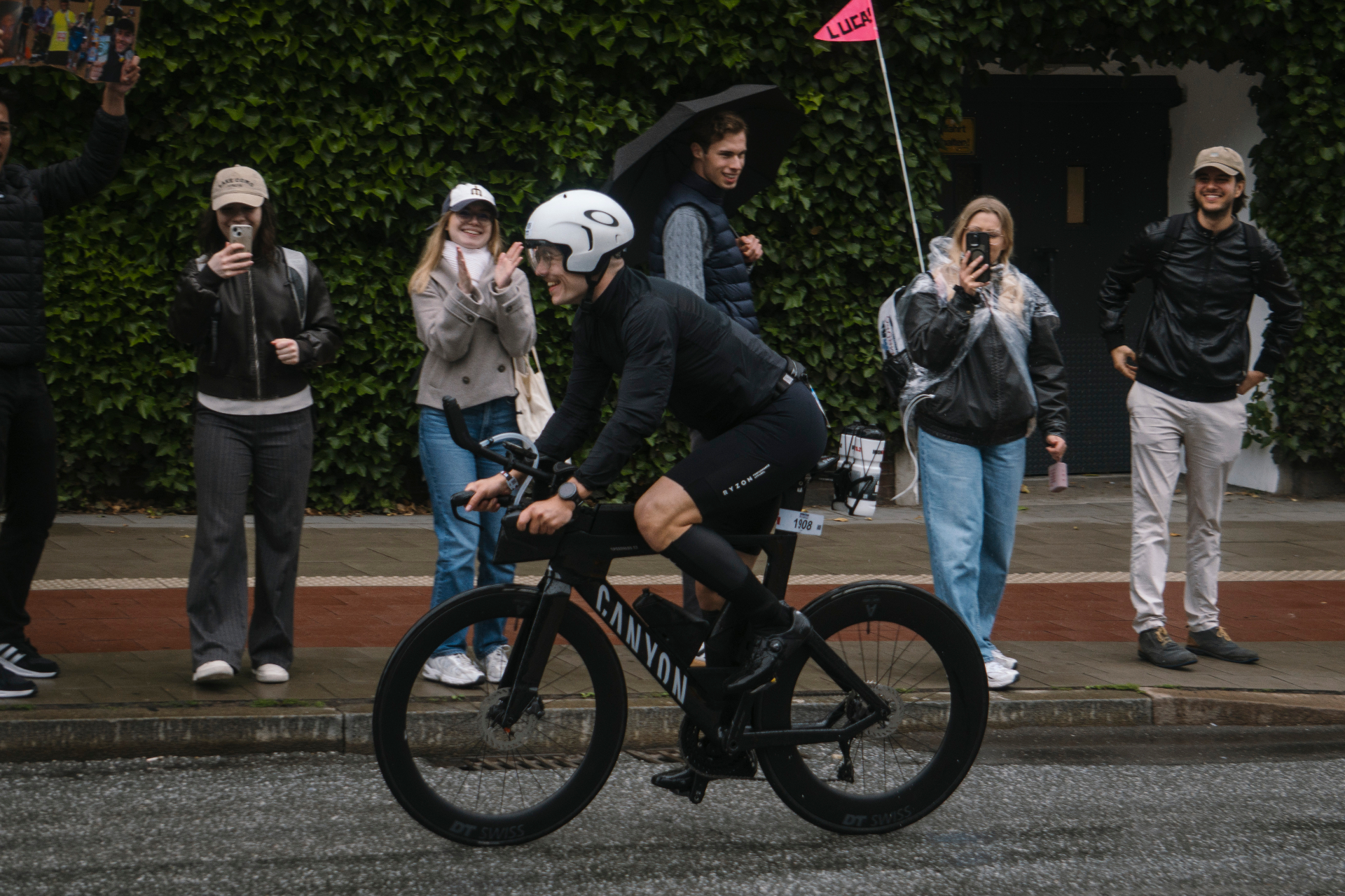 Lucas beim Triathlon