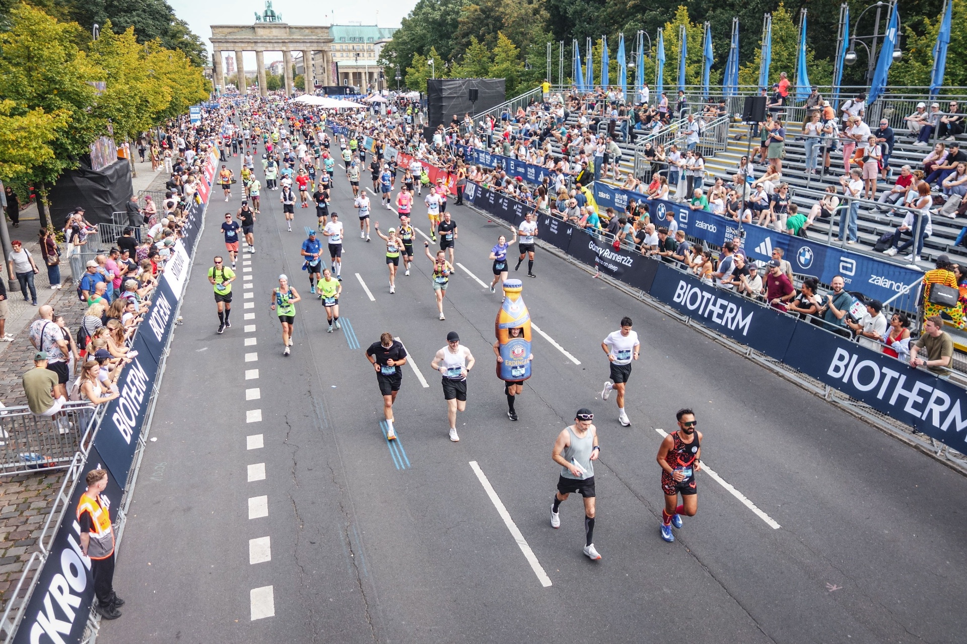 Berlin Marathon 2025 – Finish am Brandenburger Tor